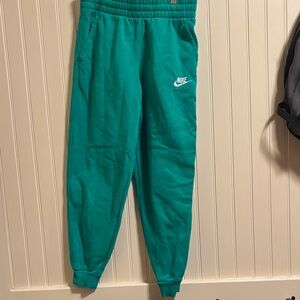 Nike Kids Green Sweatpants